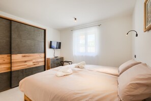 3 bedrooms, Internet - Villa Eni (Istria - Žminj) (Žminj)