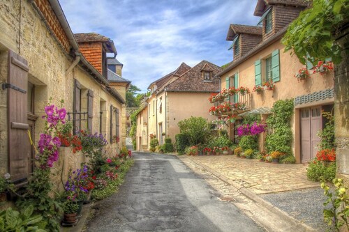 Maison à Périgord près des villages médiévaux
