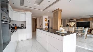Fridge, microwave, oven, stovetop