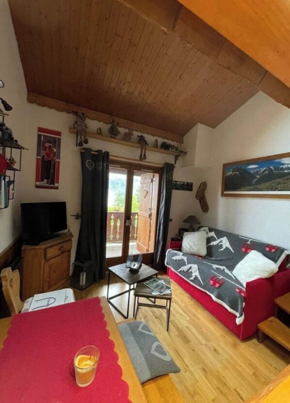 Fernseher, DVD-Player