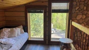 4 makuuhuonetta, silitysrauta/-lauta, Wi-Fi, vuodevaatteet