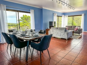 Interior - Quinta do Ananás Pineapple Farm (Ponta Delgada)