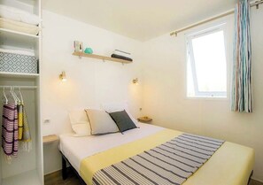 Comfort Mobile Home, 2 Bedrooms - Camping Le Ty Nadan (Locunolé)