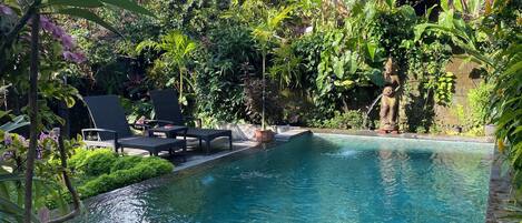 Piscine extérieure