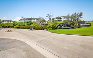 Exterior - Na Hale O Keauhou Unit M2 Ocean View 2BD 2.5BA (Kailua-Kona)