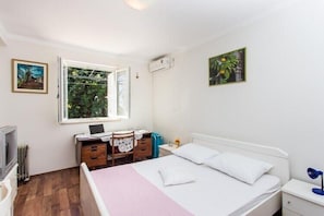 1 bedroom, iron/ironing board, travel crib, free WiFi