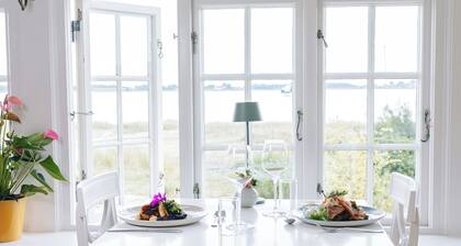 AarĂžsund Badehotel