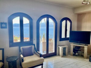 Living area - Sea view villa apartment Monastiraki Nafpaktos (Monastiraki)