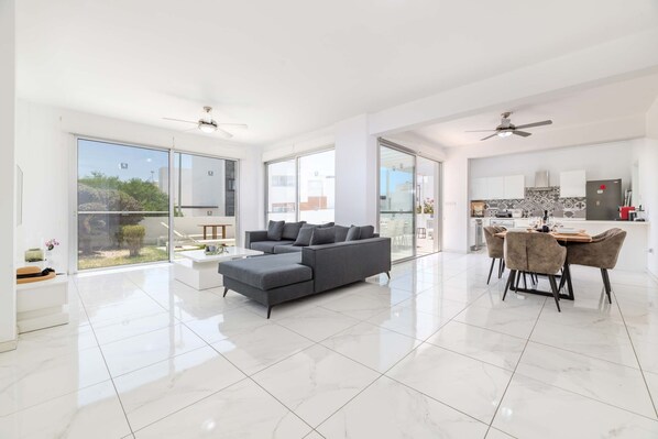 Villa | 3 bedrooms - Elite Blu Heights Villa (Ayia Napa)