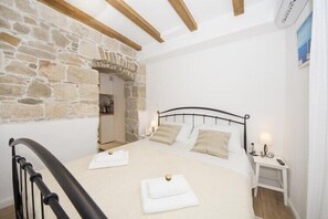 Room - Apartments Stone Elegance (ST) - Studio Apartment (Rudula) (Split)