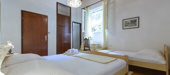 Oreb Dream Apartments - One Bedroom Apartment with Terrace and Garden View (Apartment 3)