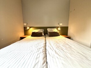 1 dormitorio, escritorio, Internet