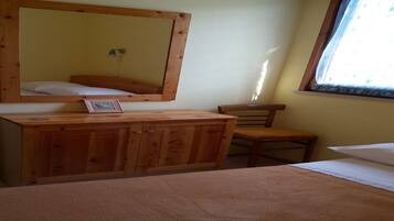 Strykejern/-brett og wi-fi (inkludert)