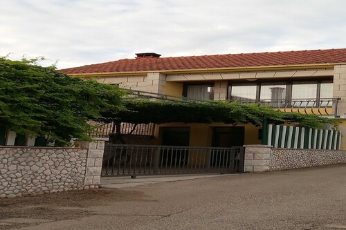 Holiday Home Kata - Two-Bedroom Holiday Home with Balcony