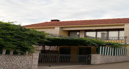 Holiday Home Kata - Two-Bedroom Holiday Home with Balcony