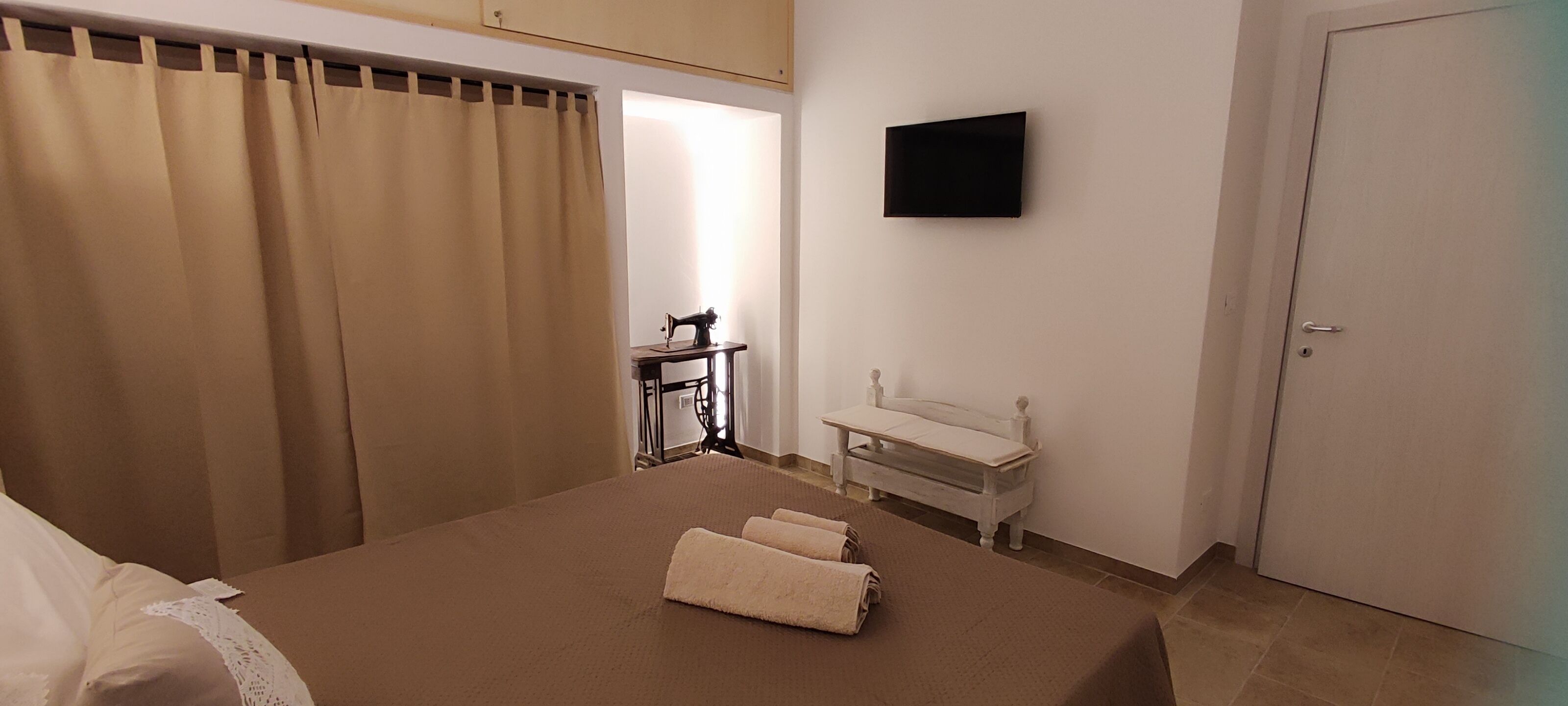 1 室のベッドルーム、アイロン / アイロン台、旅行用ベビーベッド、WiFi (無料)