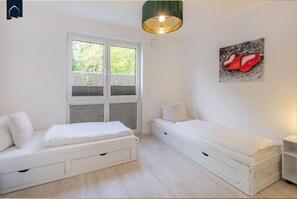 Unclassified image, 3 of 29, button