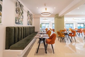 Petit déjeuner continental compris tous les jours