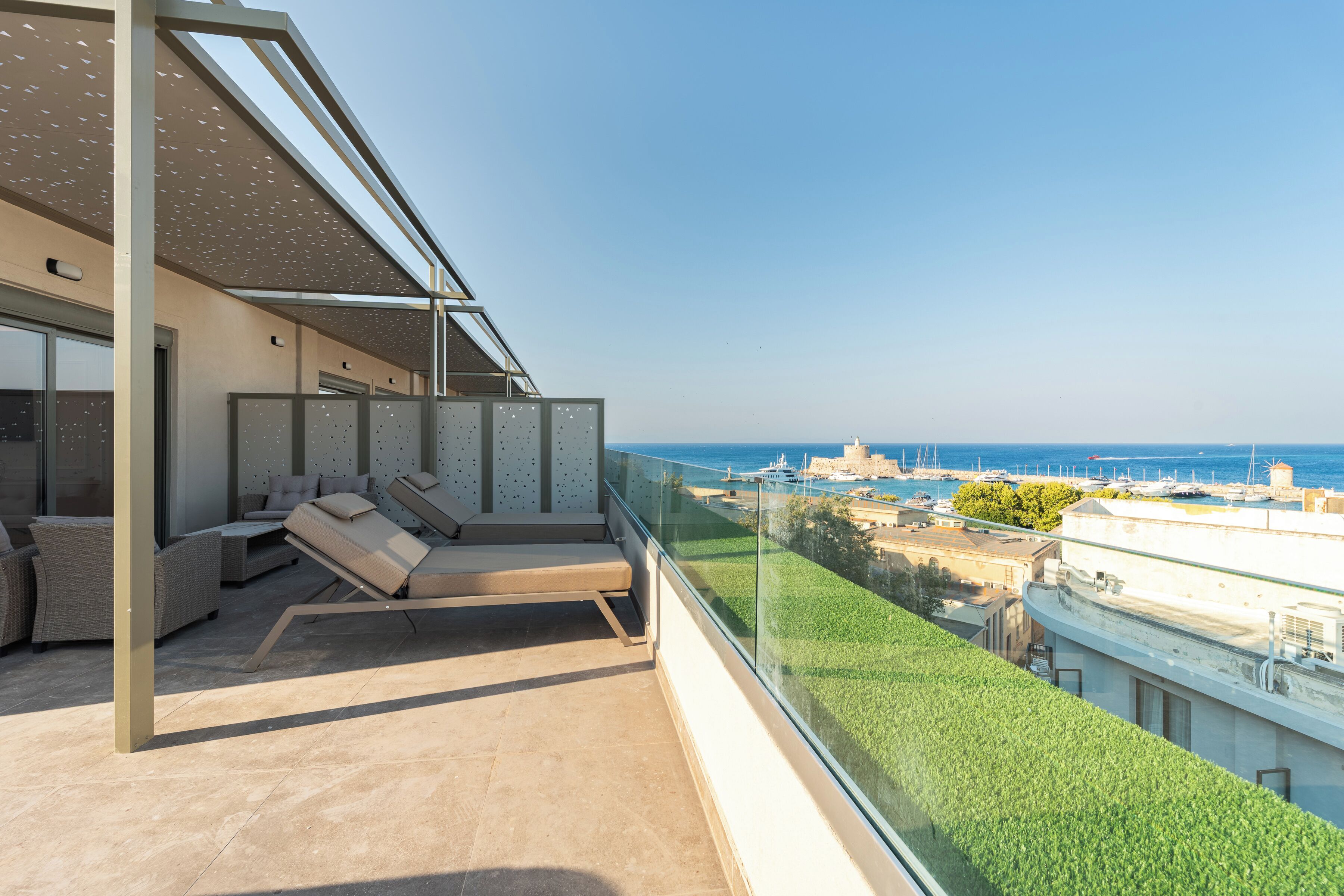 Photo - Philia Center Suites