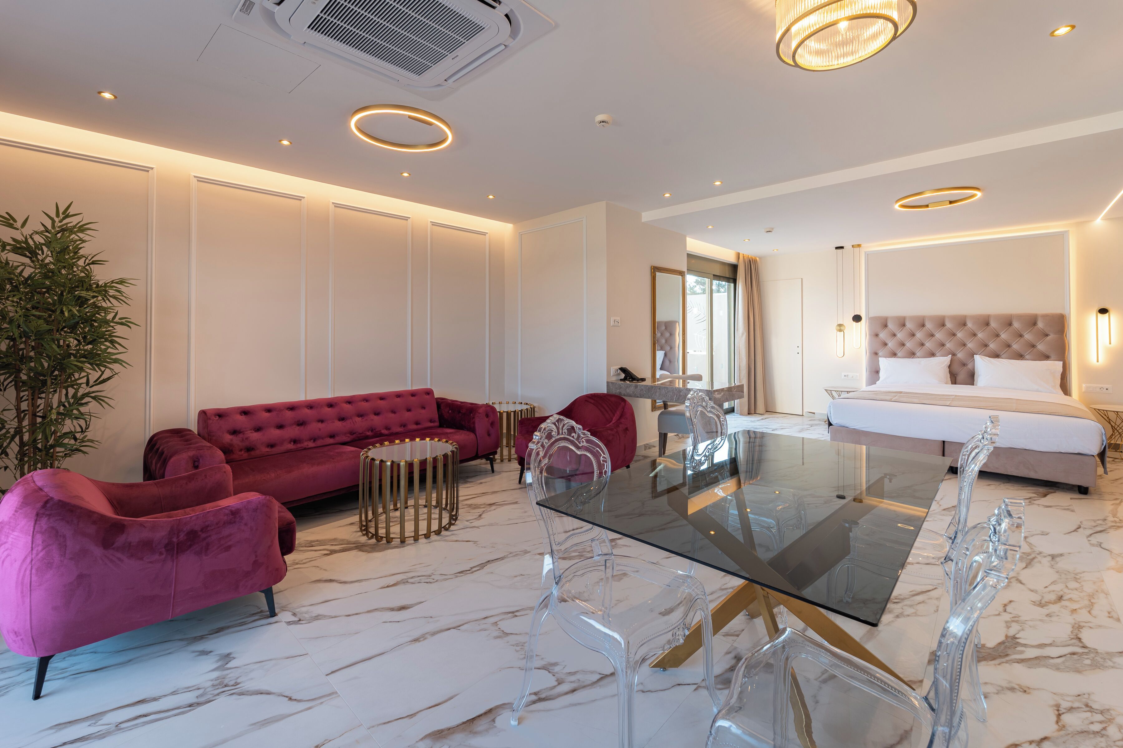 Photo - Philia Center Suites