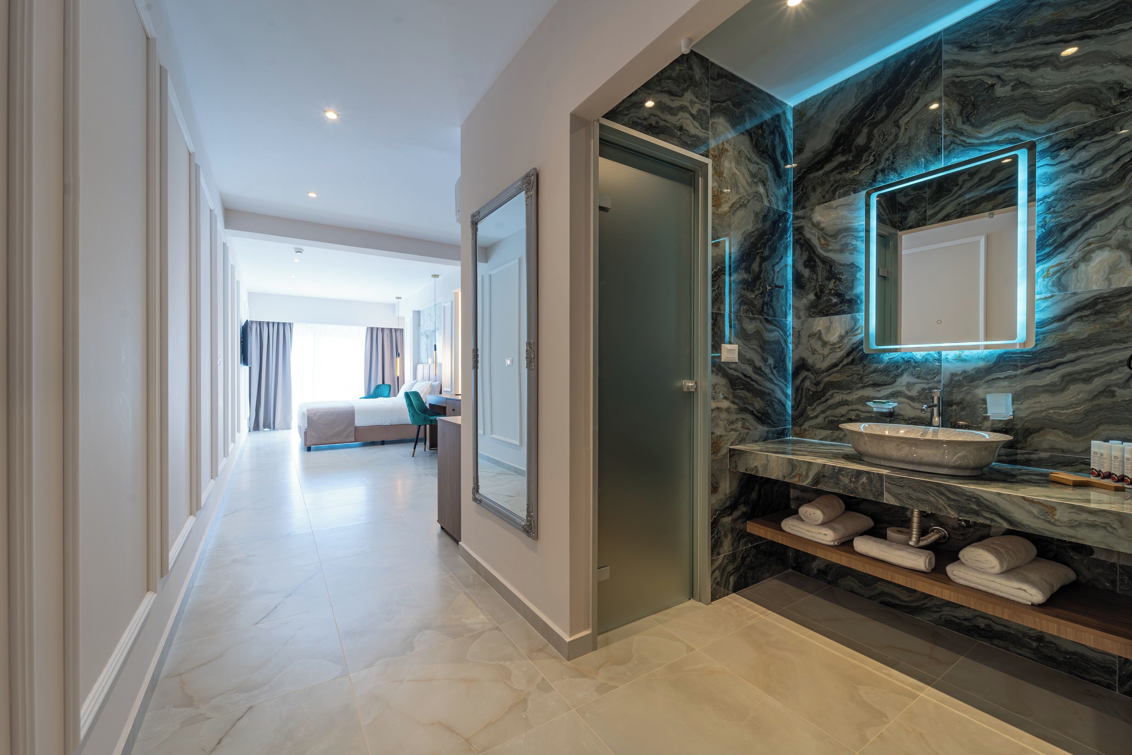 Photo - Philia Center Suites