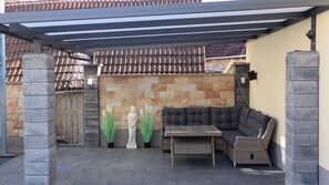 Terrace/patio - Holiday Home 'Toskana' with Private Terrace (Klingenmünster)