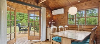 Peaceful holiday home close to nature 
