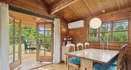 Peaceful holiday home close to nature