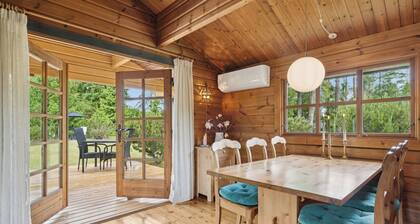 Peaceful holiday home, close to nature
