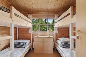 2 عدّة غرف نوم ومكواة/لوح كي وواي فاي مجانًا