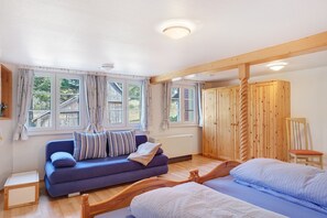 3 Schlafzimmer, kostenloses WLAN, Bettwäsche