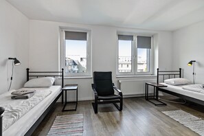 3 bedrooms, free WiFi, bed sheets