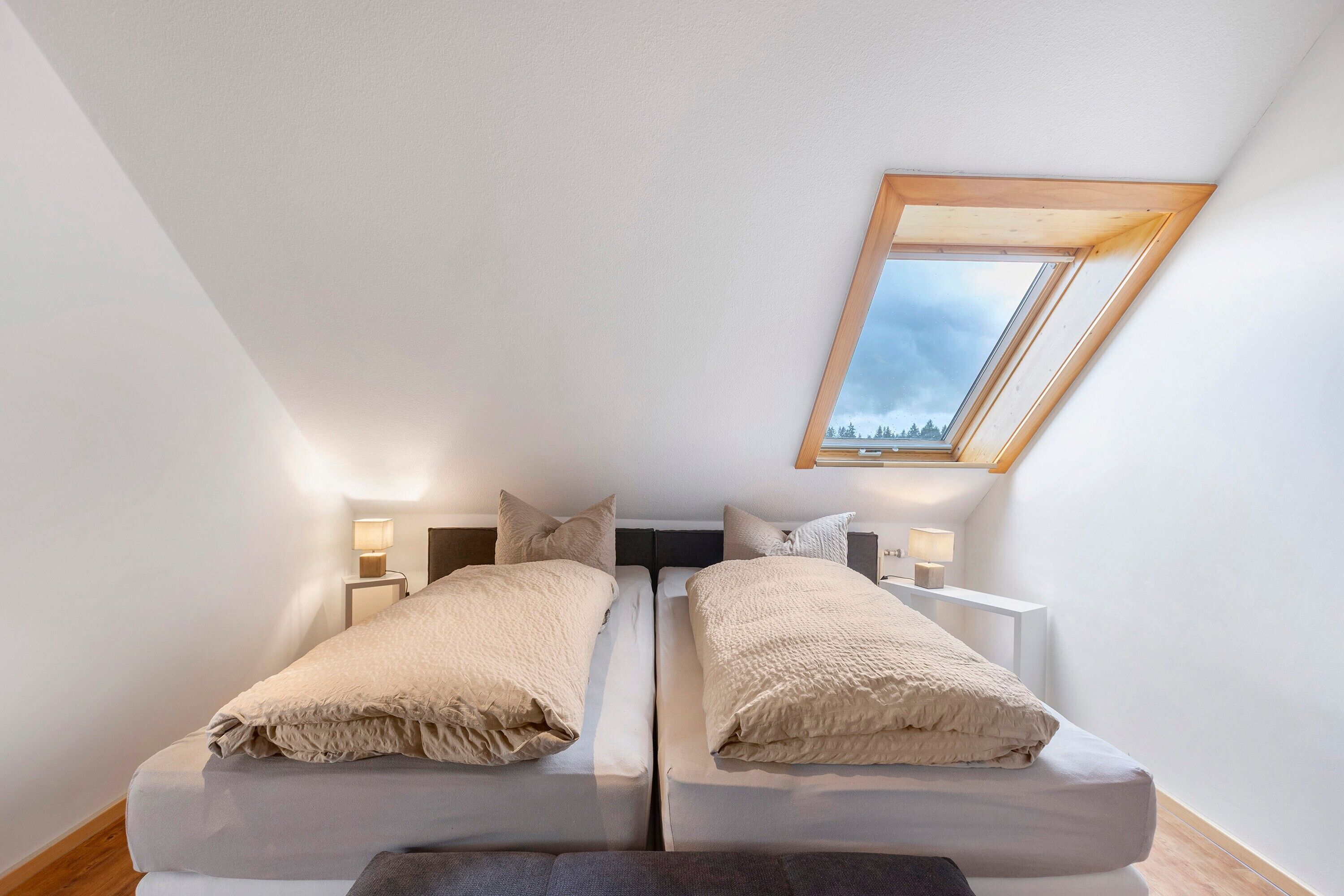 1 chambre, fer et planche à repasser, Wi-Fi gratuit, draps fournis