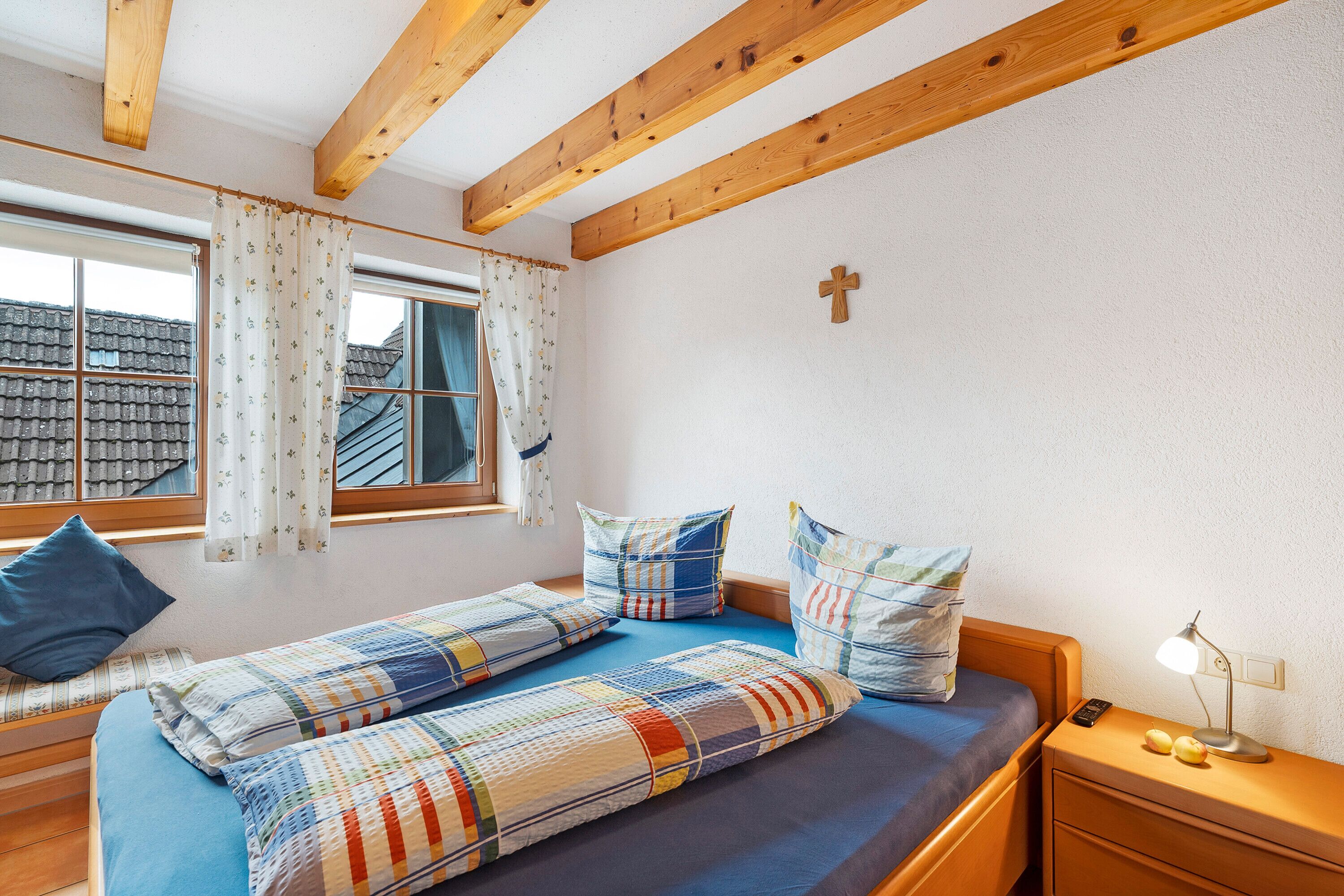 1 quarto, Wi-Fi de cortesia, roupa de cama