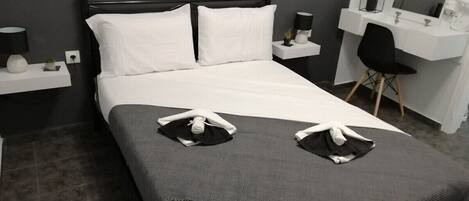 1 soverom, strykejern/-brett, wi-fi og sengetøy