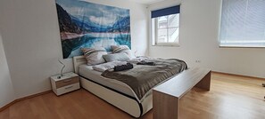 3 間睡房、免費 Wi-Fi、床單