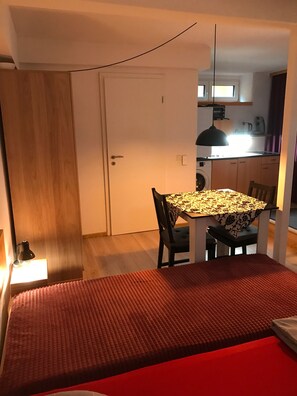 1 Schlafzimmer, kostenloses WLAN, BettwÀsche