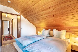 2 bedrooms, free WiFi, bed sheets