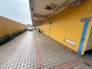 Free self parking