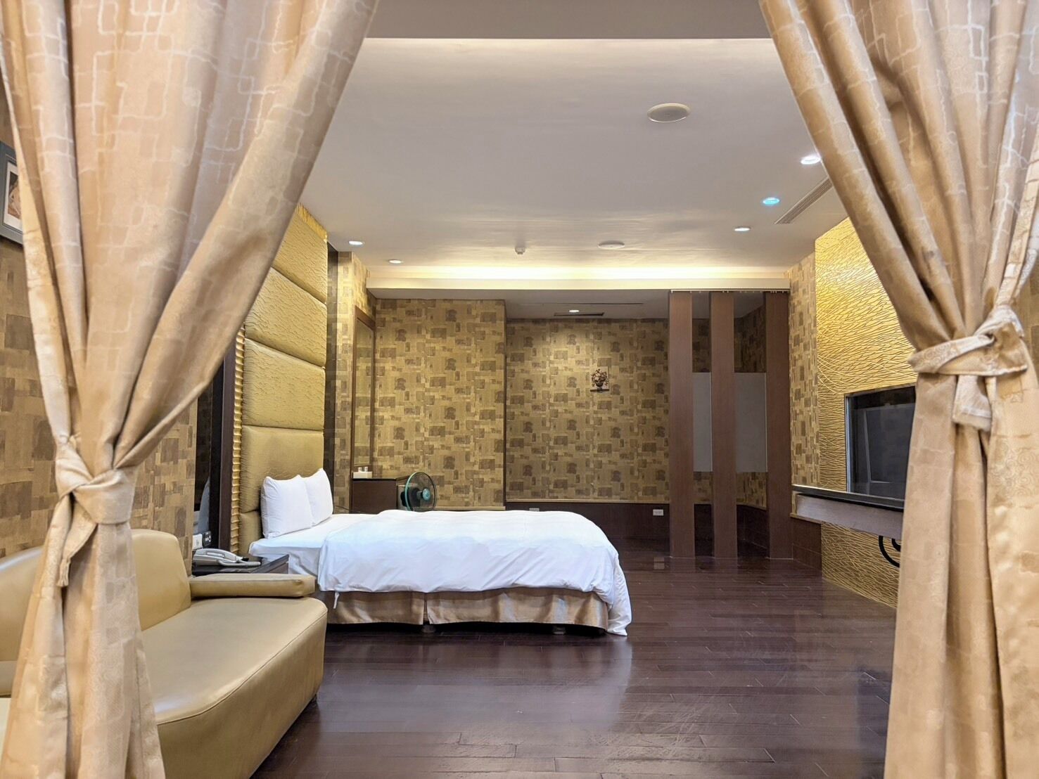 Habitación Elite doble | Sistema de insonorización y wifi gratis