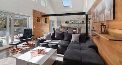 Holiday Apartment 'Forest' with Private Terrace and Wi-Fi