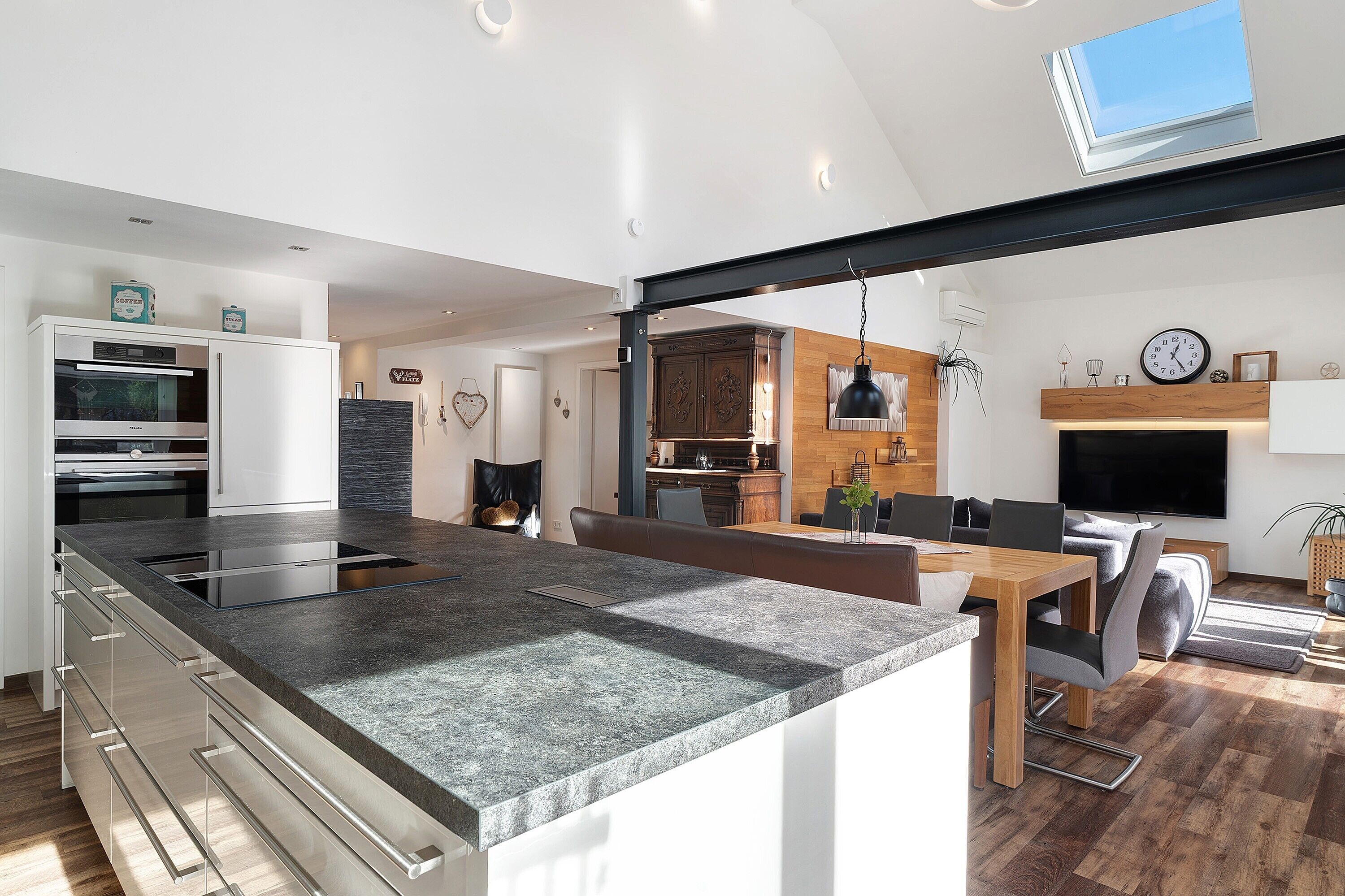 Kühlschrank, Ofen, Herdplatte, Geschirrspüler