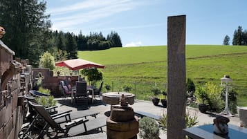 屋外ダイニングエリア