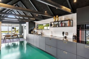 Microwave, oven, stovetop, dishwasher