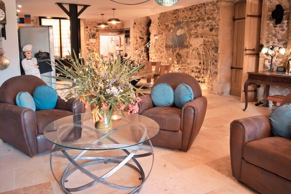 Interior - Le 1693 - 4* Charm & Comfort in Cathar country (Limoux)