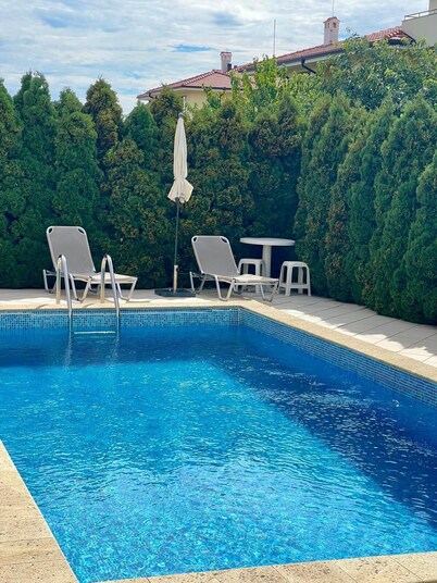 Breeze & Beach Studio 2 (Studio with sea view and close to the beach)