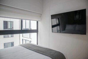 2 chambres, fer et planche à repasser, Wi-Fi, draps fournis