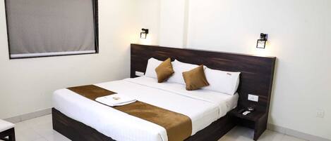 Economy kamer | Een bureau