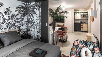 1 bedroom, iron/ironing board, free WiFi, bed sheets