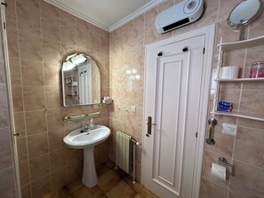 Bidet